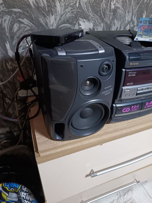 aiwa v900 barter za sony rxd