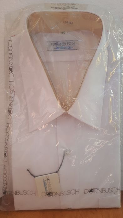 Cãmaşã albã pt bãrbați 30 ron bucata