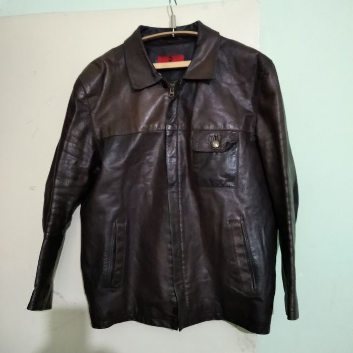 Натуральные кожаные куртки.