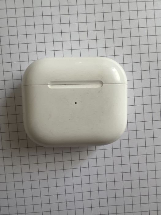 Наушники Apple Airpods