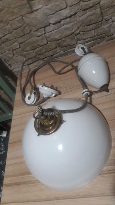 Vand lampa  cu contragreutate -ideala pt tavanele inalte
