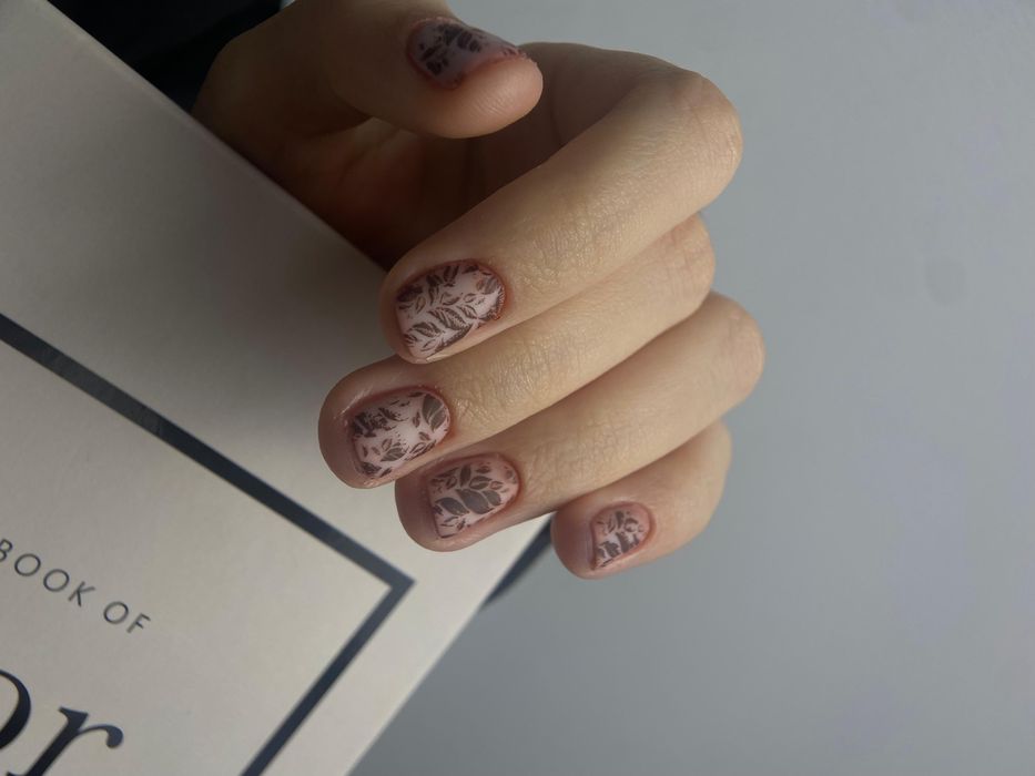 Manichiura profesionala - NUA by Ana LZR - Metrou Pacii