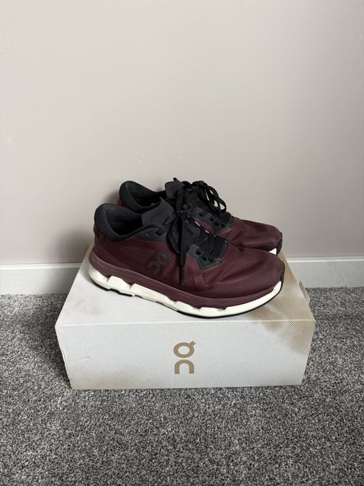 ON Cloudzone Mulberry/Black