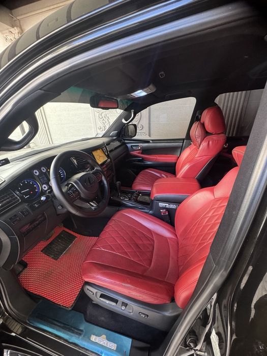 Lexus LX 570 sotiladi