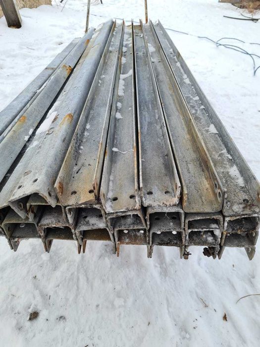 Забор стойки металлические