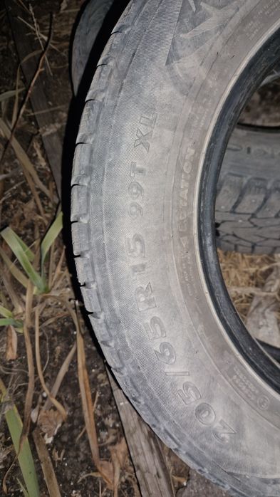 Продам шины 205х65х15