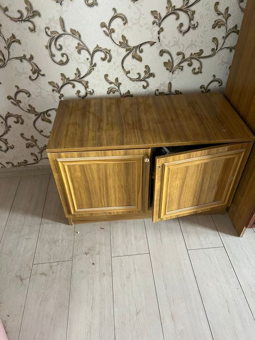 Тумбочка продаётся