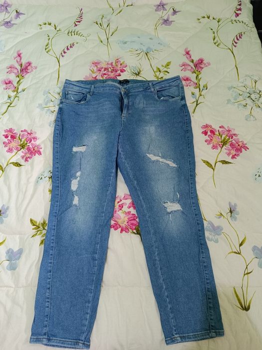 Дънки и панталони