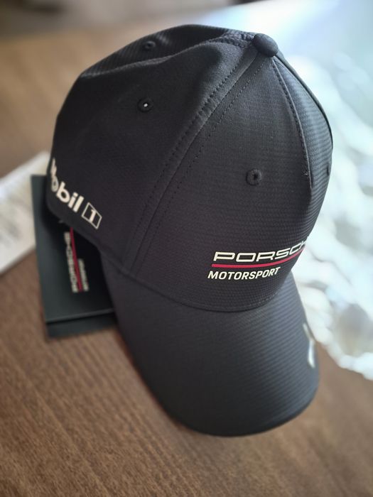 Шапка Porsche, Puma