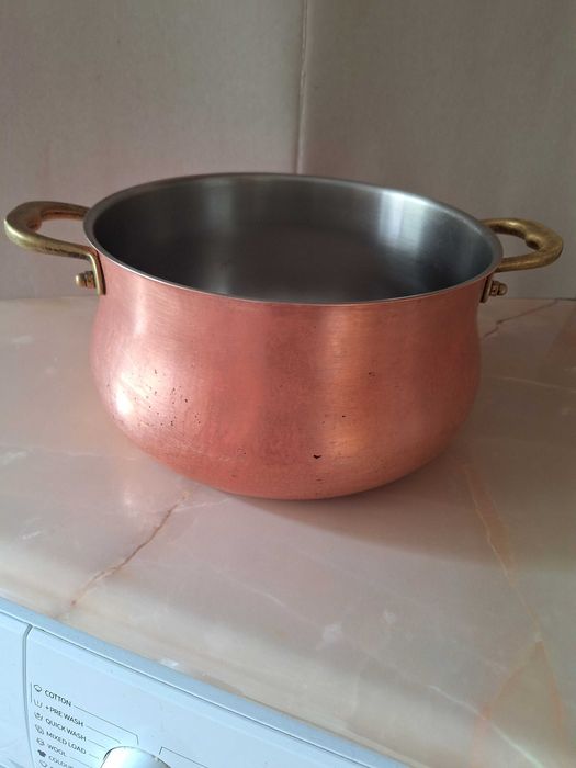 Cratita si ibric din cupru,la interior inox.