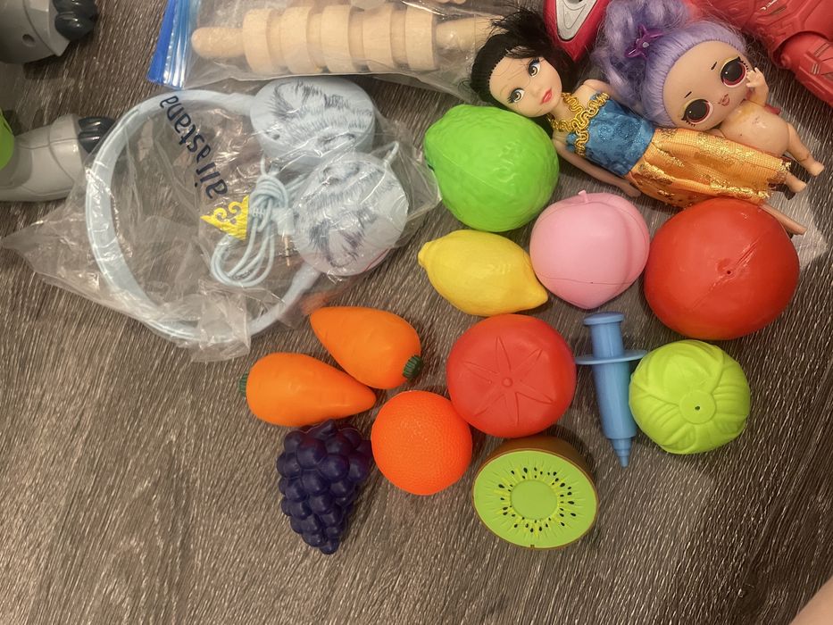 3 пакета игрушек