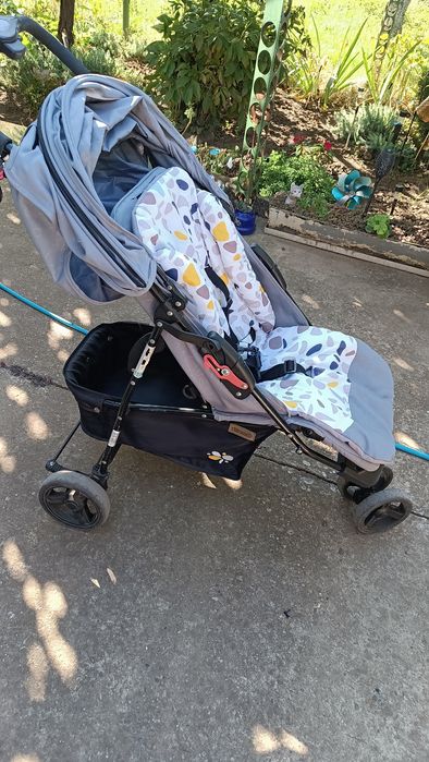 Chipolino Noby детска количка