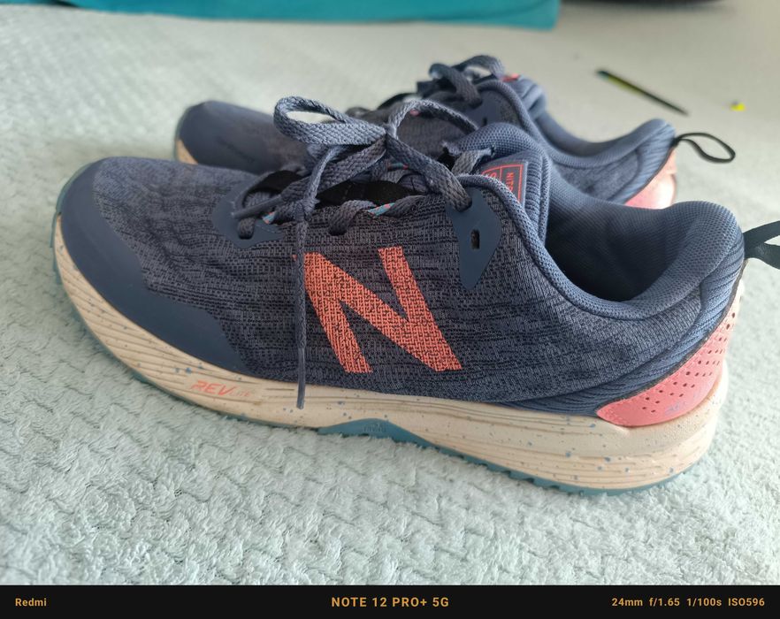 Pantofi sport New Balance 40