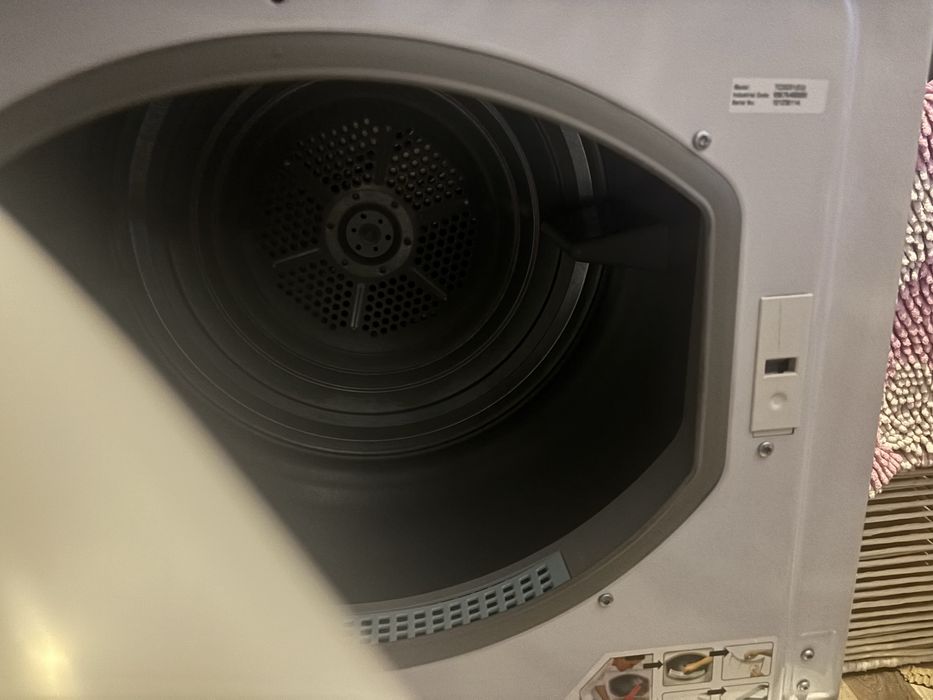 Сушильная машина Ariston