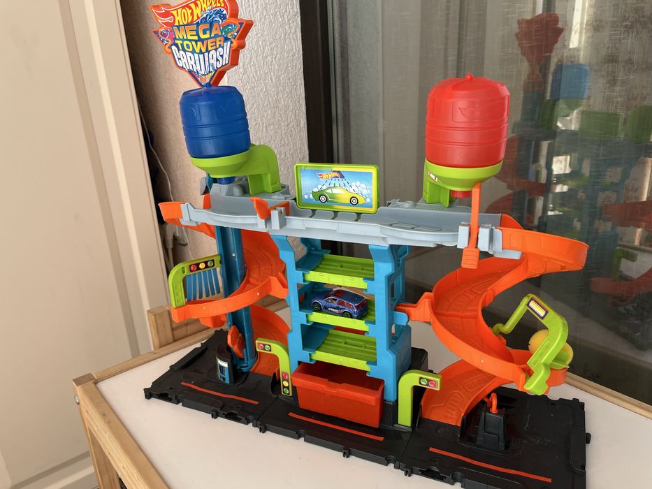 Spalatorie hotwheels