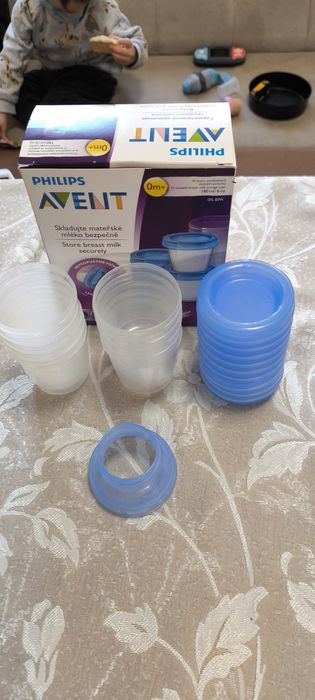 Контейнери за кърма авент