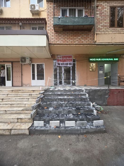 Чилонзор19 нежилой килинган 38м2 2хона 1этаж срочна сотилади