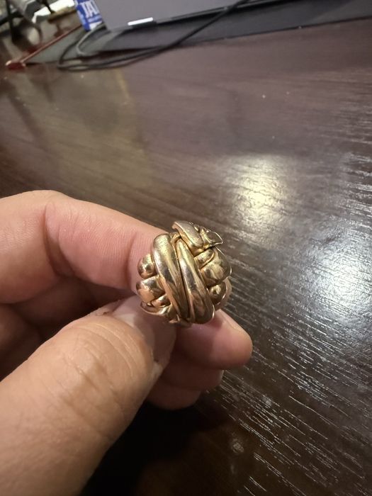 Продам золото кольцо Араба срочно
