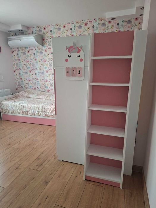 Поръчково обзавеждане за момичешка детска стая, с тайно скривалище