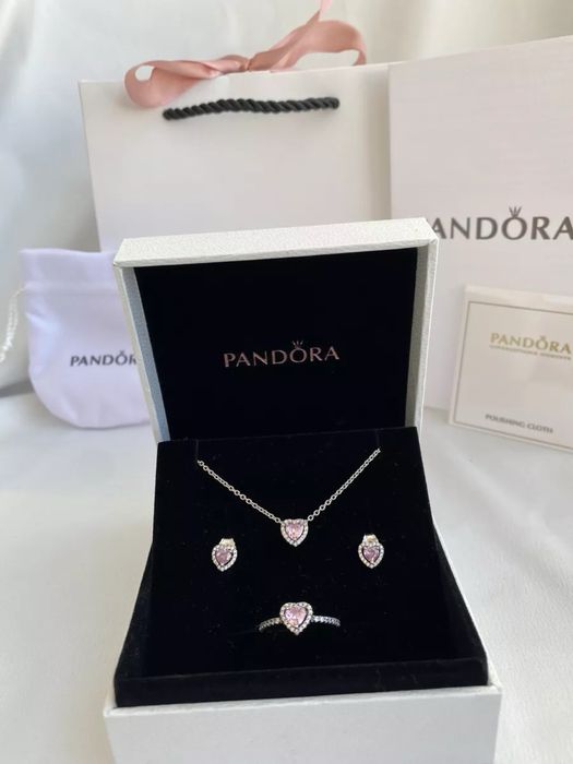 Пандора подарка акция