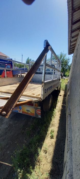 Ford transit sotiladi