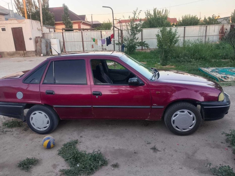 машина нексия сатылады