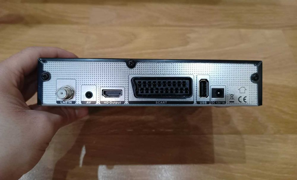 Сателитен приемник Redline S150 HD