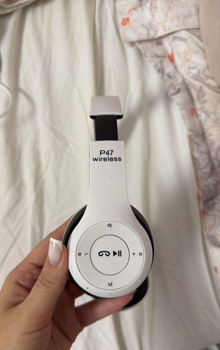 Căști P47 wireless