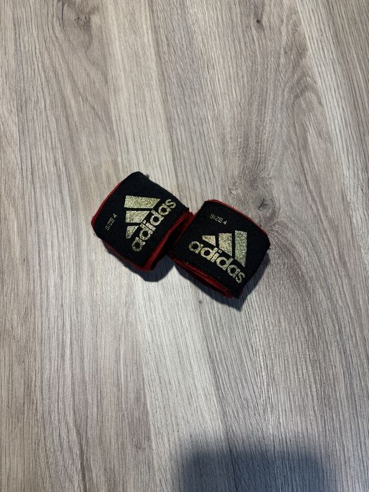 Боксерские перчатки лапа бинт