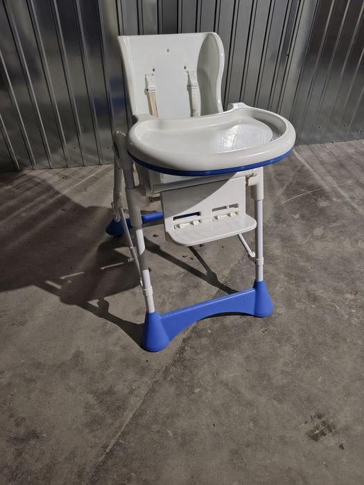 Vând scaun de masa bebe-reglabil