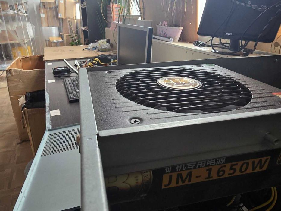 GPU Mining / Server машина – 6× GPU слота, 1650W, SSD, 2×LAN