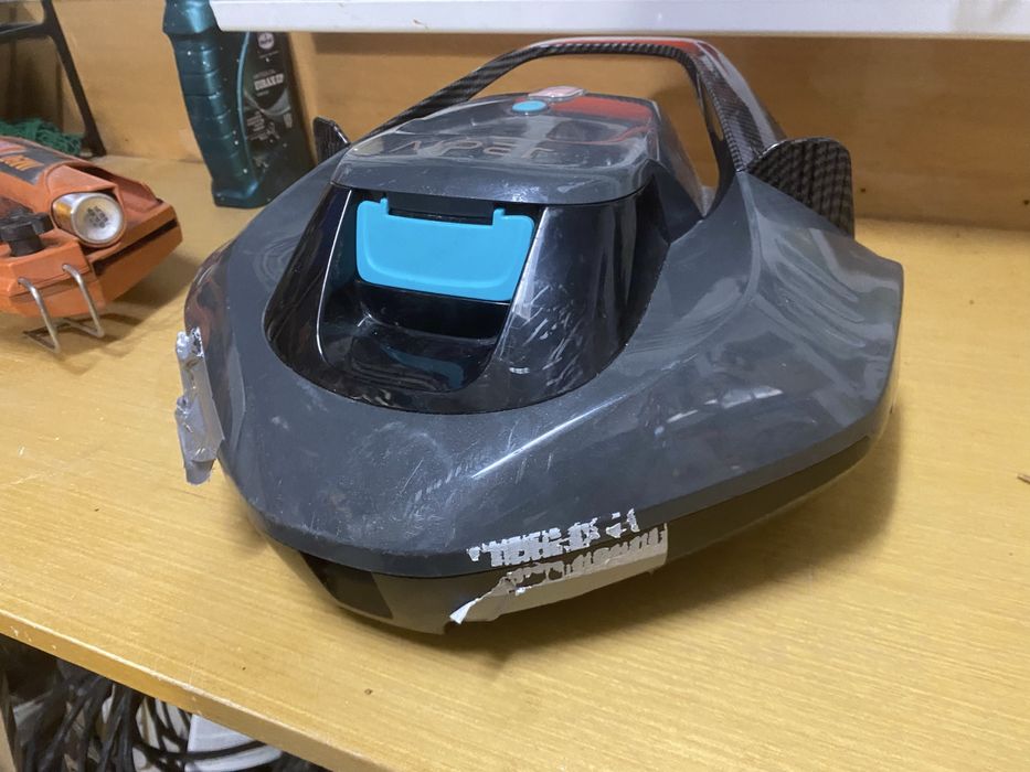 Прахосмукачка Робот за басейни AIPER