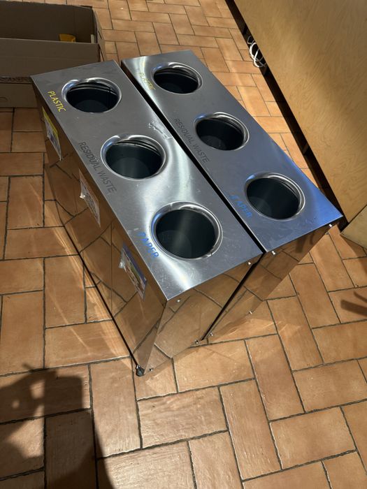 Cos de gunoi de inox noi noute