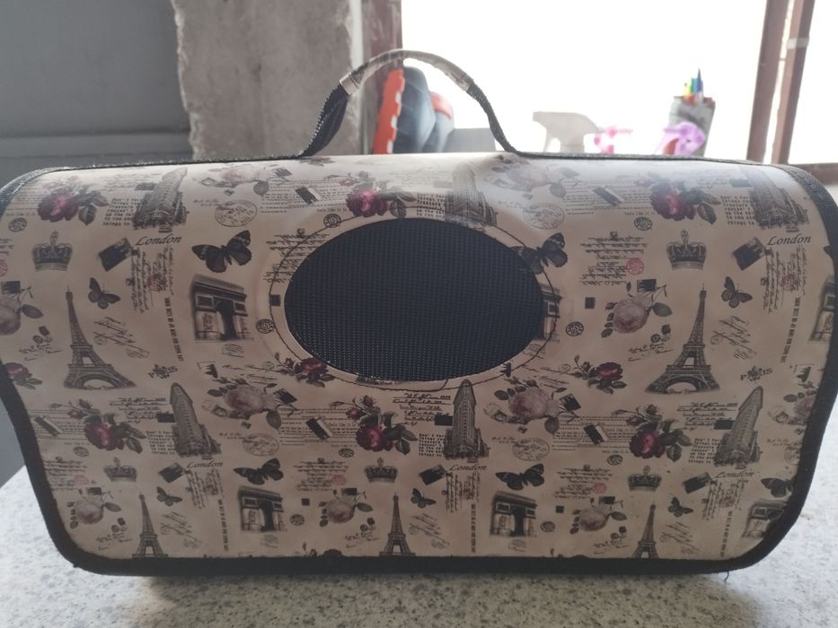 Транспортна чанта за животни