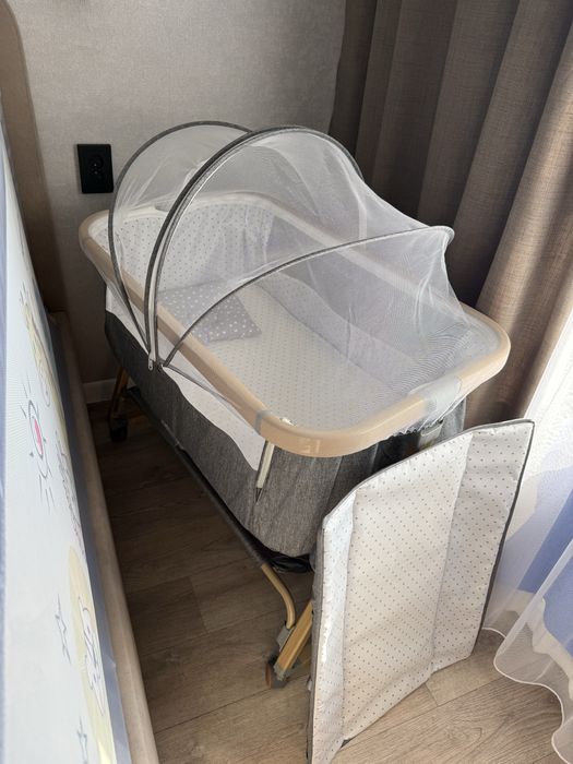 Продам манеж кроватку