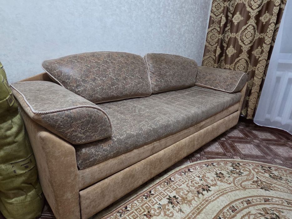 Продается диван.               .