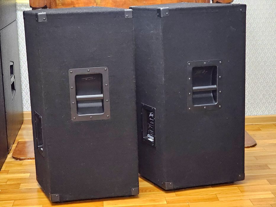 Пассивные колонки PEAVEY PV 115