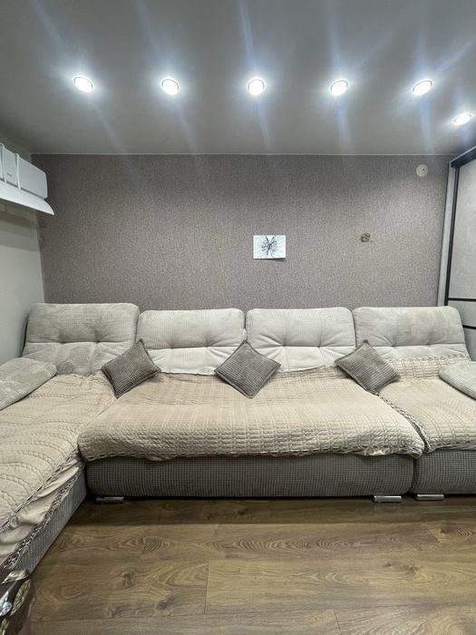 Продам угловой диван