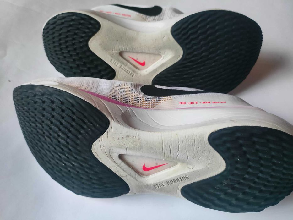 Маратонки Nike zoom fly 5 39 номер
