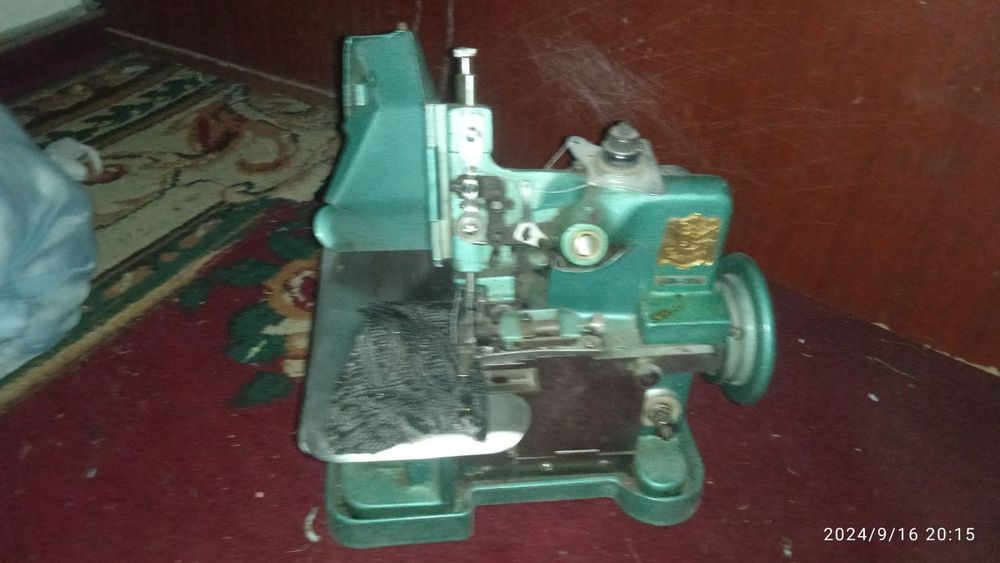 Оверлок сатылады срочно