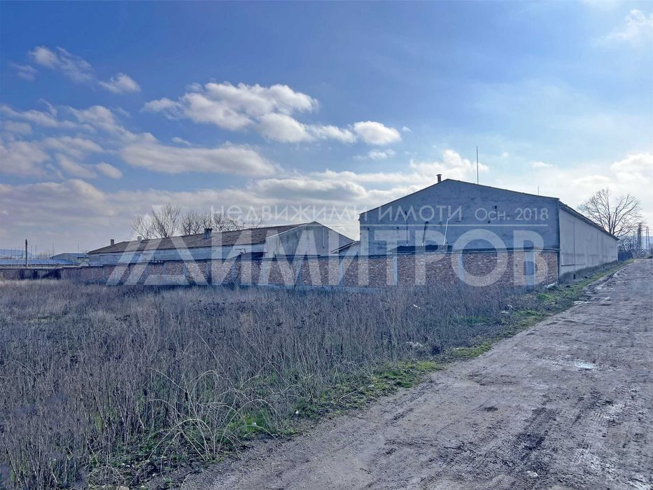 Продава се Парцел в Нови пазар - 8588 кв.м за 16 €/кв.м - Снимка #2