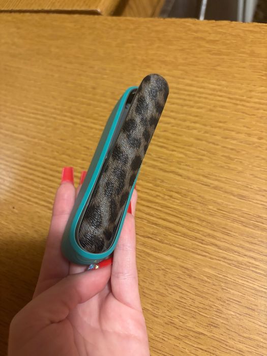 Iqos ILUMA-Tigara electronică