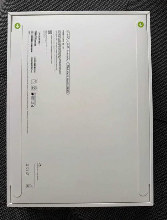 MacBook Pro М5 чип 16 gb Ram 1TB памет