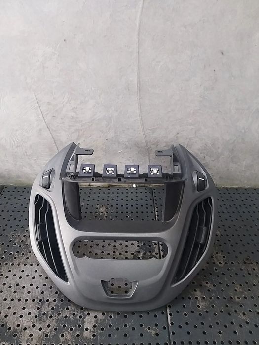 Ornament rama grile ventilatie bord ford transit courier c4a Ornament rama grile ventilatie bord ford transit courier c4a et76r014l20 jt7618835ab