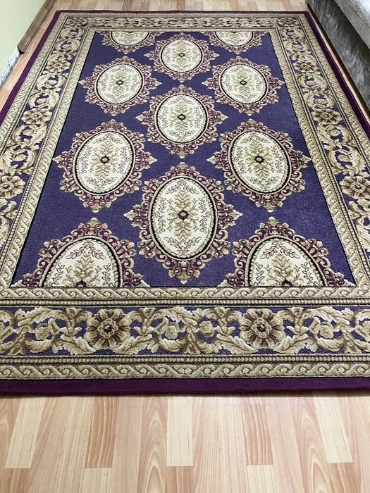 Продам Ковёр 200х300