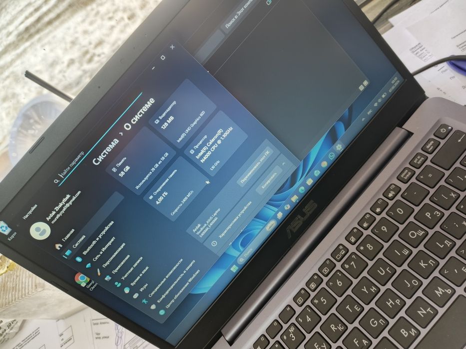 Asus e406m  новый