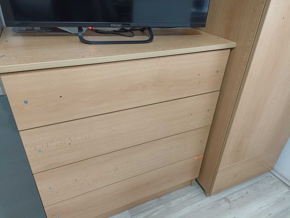 Мебели за детска стая - гардероб, скрин, трансформиращо легло-люлка