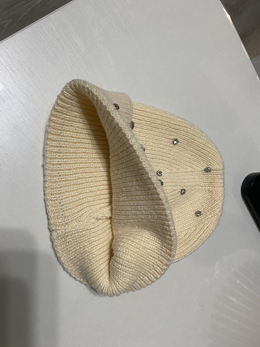 Продам новую шерстяную шапку