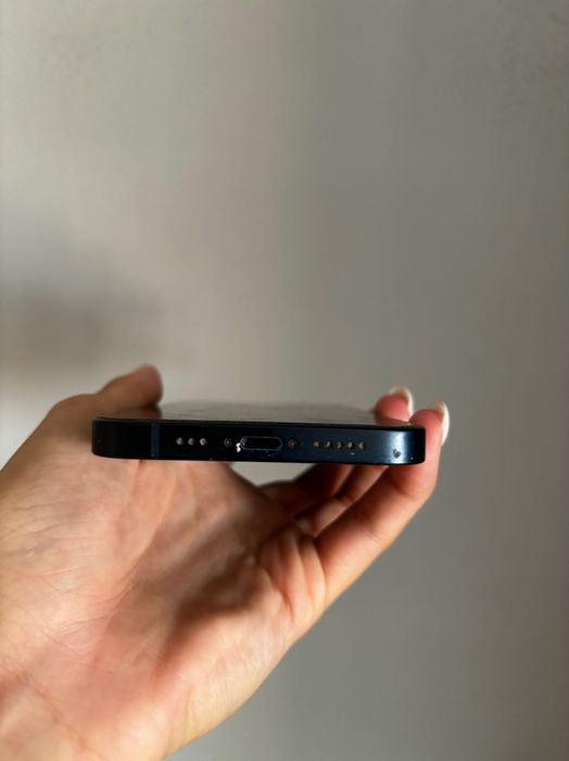 Продава се Iphone 13,128GB