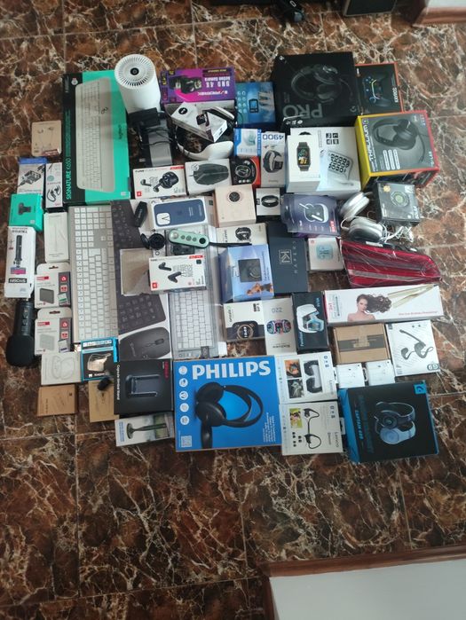 Lot electronice si gadgeturi